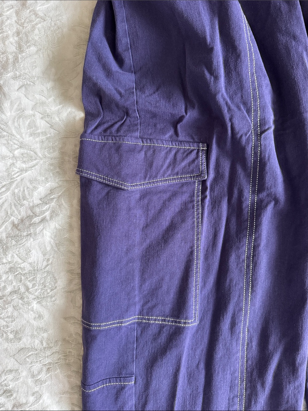 Maeve by Anthropologie Women’s Purple Cargo Pants with Contrast Stitching - Picture 3 of 13